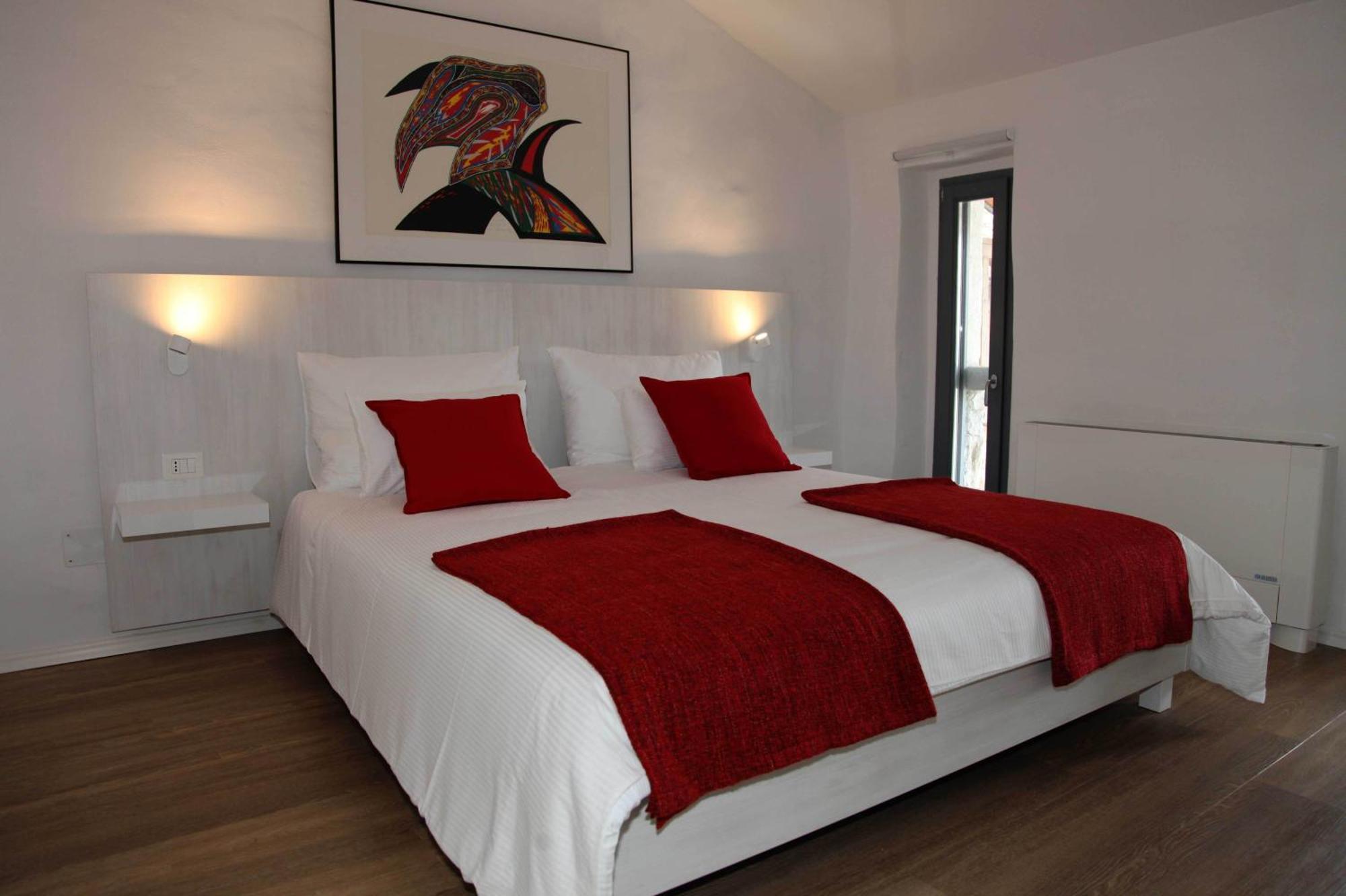 Boutique Hotel Dvor Доброво Стая снимка
