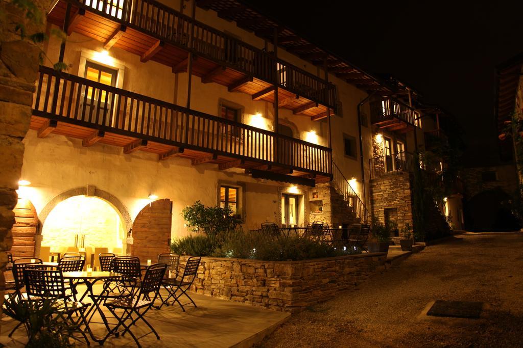 Boutique Hotel Dvor Доброво Екстериор снимка
