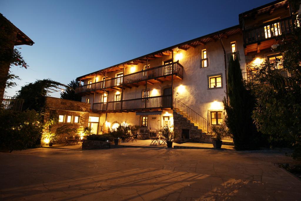 Boutique Hotel Dvor Доброво Екстериор снимка